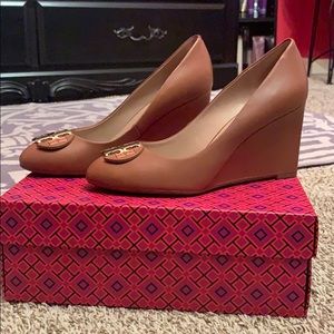 Tory Burch Luna Wedge